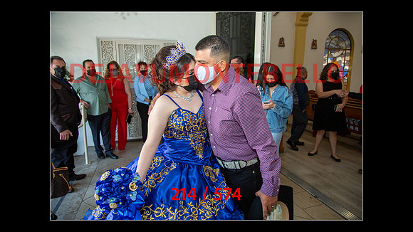 SLIDESHOW-214