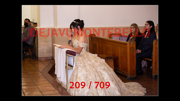 SLIDESHOW-209