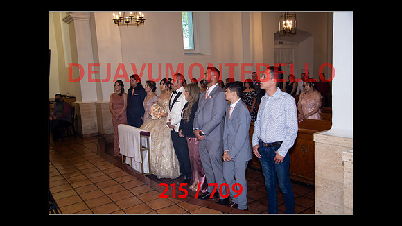 SLIDESHOW-215