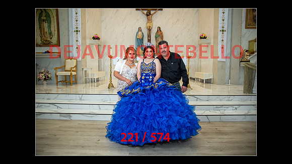 SLIDESHOW-221