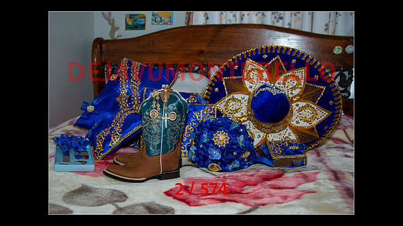 SLIDESHOW-002