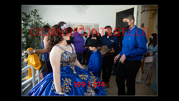 SLIDESHOW-199