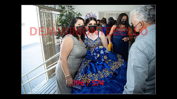SLIDESHOW-196