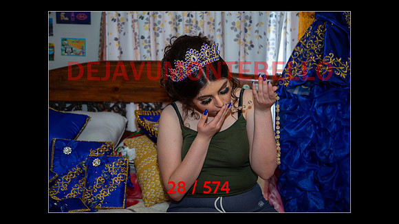 SLIDESHOW-028